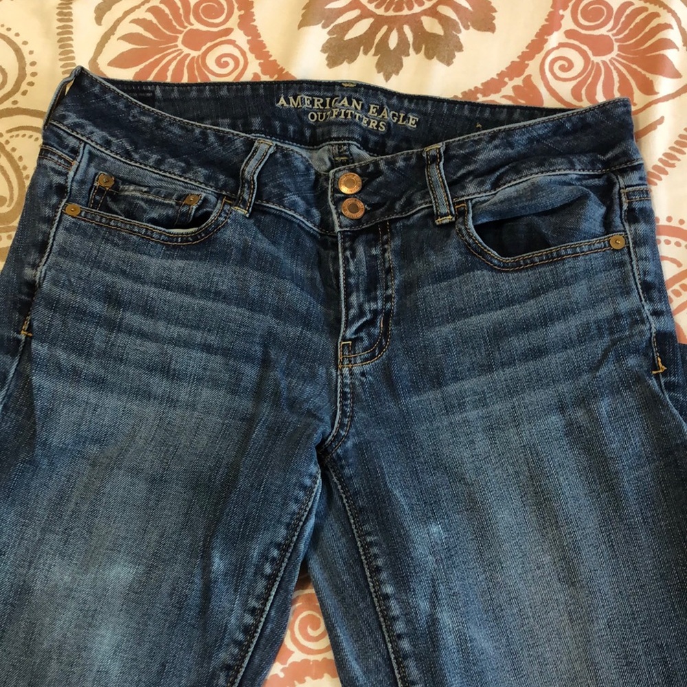 Size 10 Regular American Eagle Artist jeans!